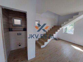 3D obhliadka - 2 izb. mezonet v novostavbe vo Vajnoroch (byt - 17