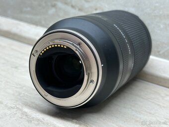 Tamron 70-300mm f/4.5-6.3 Di III RXD baj. Sony FE (A047) - 17