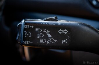 VW Golf Variant 2.0TDI Highline (2011) - 17