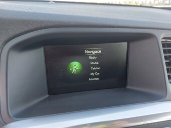 Volvo V60 D3 2.0L Kinetic Geartronic, Business Edition - 17