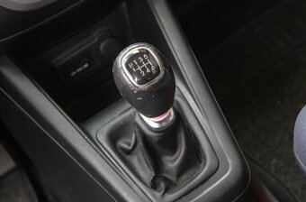 Hyundai ix20 1.4 CRDi 66 kW - 17