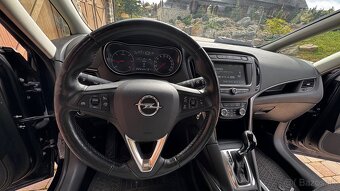 Opel Zafira 2,0 CDI 125kw 6/AT 7miest - 17