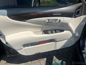 Lexus Ls460 v8 - 17