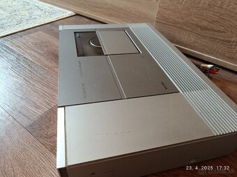 PHILIPS CD202...1983-84... BELGICKO - 17