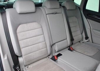Volkswagen Golf Sportsvan 1,6TDI DSG PANORAMA NAVI 81 kw - 17
