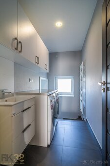 Exkluzívny rodinný dom s krásnym pozemkom pod Tatrami - 17