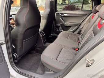 Škoda Octavia Combi RS 2.0 TDI 135kw DSG 2019 VIRTUAL NARDO - 17