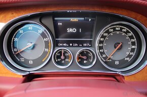 Bentley Flying Spur 4,0 TWIN TURBO V8 373 kW - 17