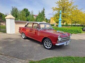 Predám FORD CORTINA - 17