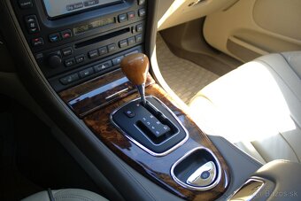 Jaguar S-Type 2.7 V6 Executive AT6, 152kw - 17