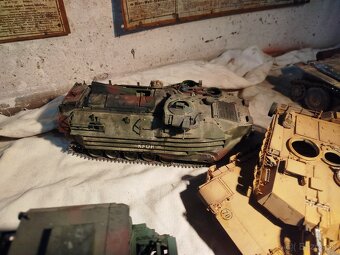 Modely na dioramu - 17