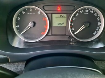 ŠKODA FABIA COMBI 1.4 BENZÍN ŤAŽNÉ TOP STAV 112.000 - 17