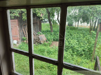 Staršia chalupa s hospodárskymi budovami na pozemku 1550 m - 17