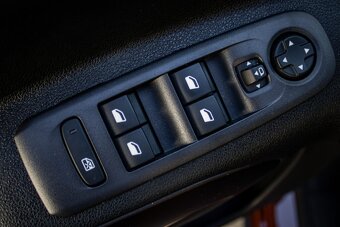 Peugeot Rifter 1.2 PureTech GT Line - 17