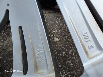 Zimné kolesá VW Tiguan 5x112 r19 235/50 r19 top stav - 17