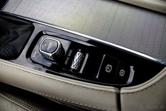 Volvo XC90 XC 90 D5 Drive-E Inscription AWD A/T - 17
