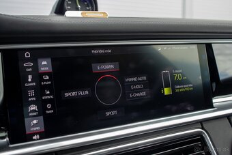 Porsche Panamera 4 E-Hybrid 4x4 A/T 343kw - 17
