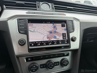 Volkswagen Passat Variant 2.0 TDI 190k BMT Highline - 17