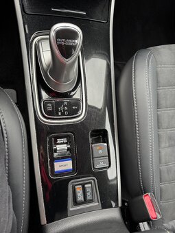 MITSUBISHI OUTLANDER, 2.4 PHEH PLUG-IN HYBRID, 4WD - 17