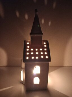 Keramický kostol na čajovú sviečku 22,5x9,5x8 cm - 17