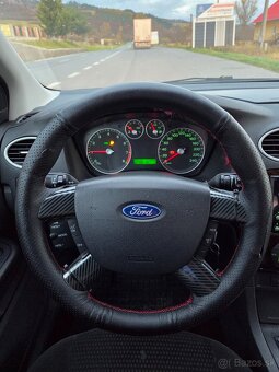 Ford Focus 1.6 benzín - 17