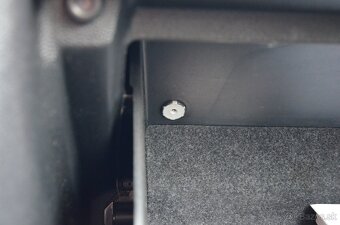 Ford Mondeo 2.0diesel, Ghia, Bez DPF, klíma, Overené vozidlo - 17