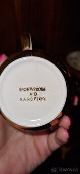 Retro porcelán, šálky, sošky... - 17