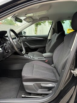 Škoda Octavia Combi 4  2.0 TDI 110kw DSG model 2022 - 17