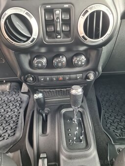 predám Jeep Wrangler 2.8 CRD 2014 - 17