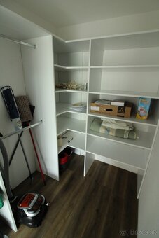 Na predaj moderný 3-izbový apartmán v prestížnom projekte Po - 17