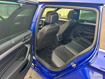 VW Passat R-Line - 17