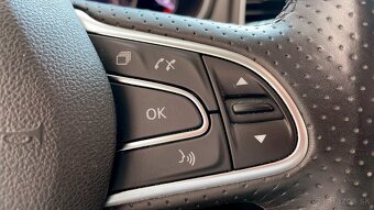 Ponúkame na predaj vozidlo Renault Talisman 1,6i 147kW AT - 17