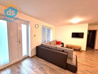 Na predaj 2 apartmány 150 m2, ZNÍŽENÁ CENA možnosť odpočet D - 17