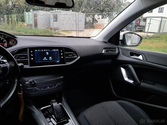 Peugeot 308 SW 1.2 PureTech S&S Style E6.2 EAT8 - 17