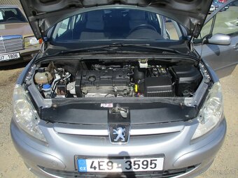 FIAT DOBLO 1,6MJTD 66kw 11/2011 7MÍST, BEZ KOROZE - 17