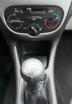 Peugeot 206 1.1 5P - 17