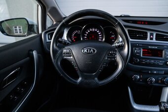 Kia Ceed 1.4i M6, SR - TOP stav - 17