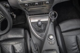 BMW Rad 6 Coupé 630 Ci - 17