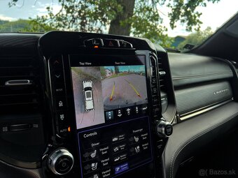 Dodge RAM 1500 5.7 HEMI Limited Black edition,Odpočet DPH - 17