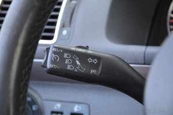 Volkswagen Touran 1.60 TDI , 1. majiteľ, Sr. voz, automat, 7 - 17