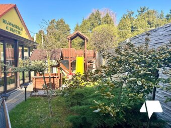 Predaj zabehnutá reštaurácia s veľkým 1- izb. bytom Zlaté Mo - 17