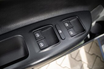 Škoda Octavia Combi 2.0 TSI RS DSG, 147 kw - 17