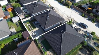 Na predaj 3,5 izbový rodinný dom Lehnice, časť Malý Lég - 17