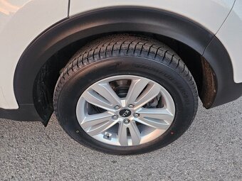 Kia Sportage 1.7CRDi 115KM Navi Kamera biela perla - 17