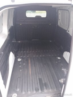 Peugeot partner 1,5bluehdi - 17