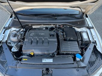 Volkswagen Passat Variant 2.0 LEDACCNAVI - 17
