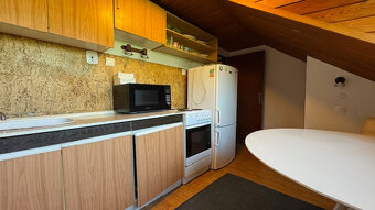 2,5-IZBOVÝ BYT S KRÁSNYM VÝHĽADOM V STAROM MESTE - 17