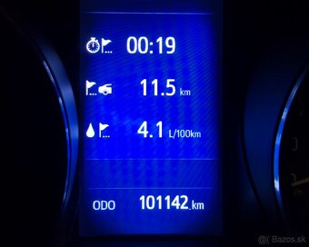 Rezervované Toyota C-HR 1.8 hybrid - 17