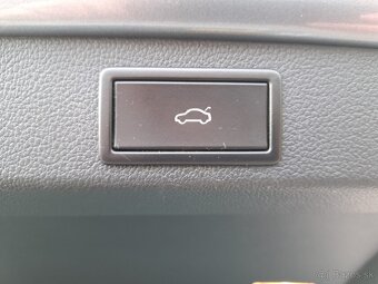 Škoda Superb Combi L&K nadštandardná výbava +kamera - 17