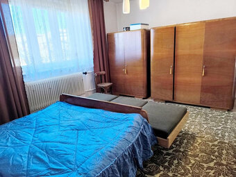 RD S KRÁSNYM VEĽKÝM POZEMKOM 1621M2 ČIAST.REKONŠTRUKCIA UDRŽ - 17